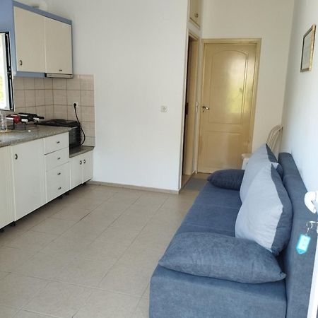 Eirini Apts On The Beach Psari Forada Екстер'єр фото
