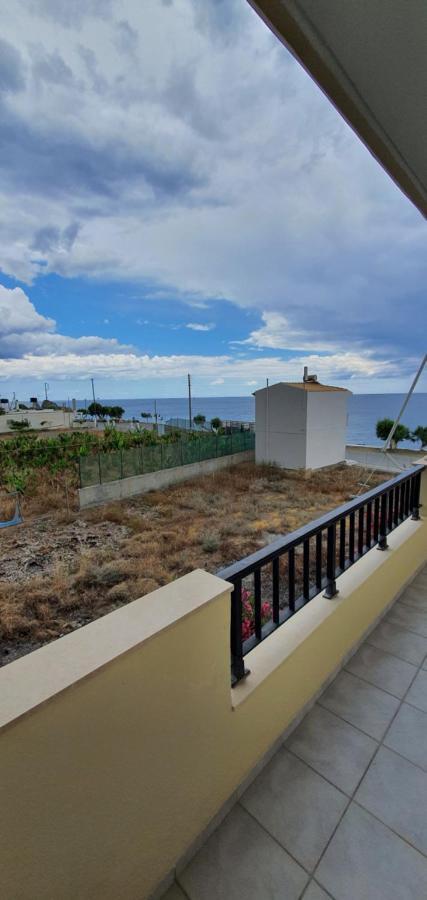 Eirini Apts On The Beach Psari Forada Екстер'єр фото