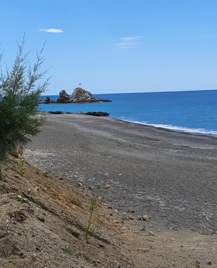Eirini Apts On The Beach Psari Forada Екстер'єр фото