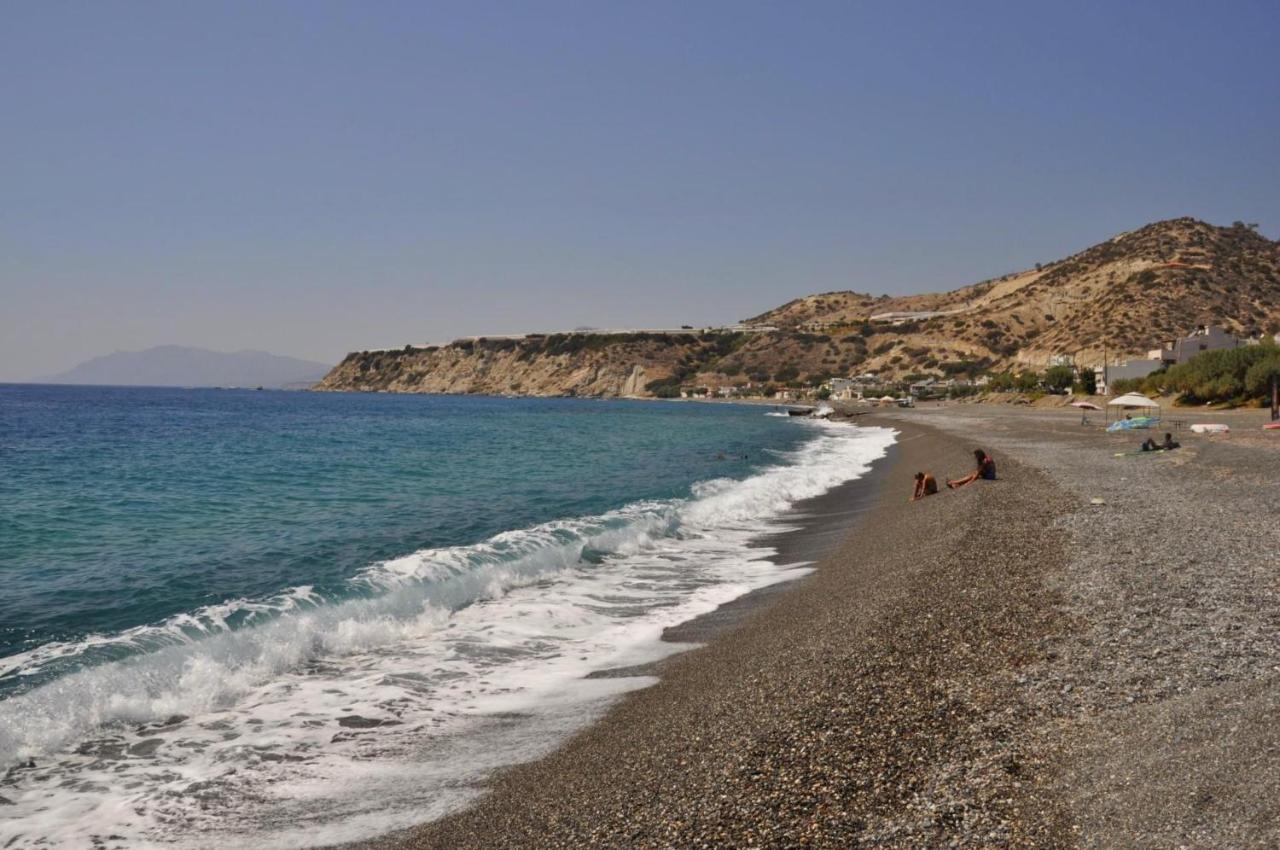 Eirini Apts On The Beach Psari Forada Екстер'єр фото