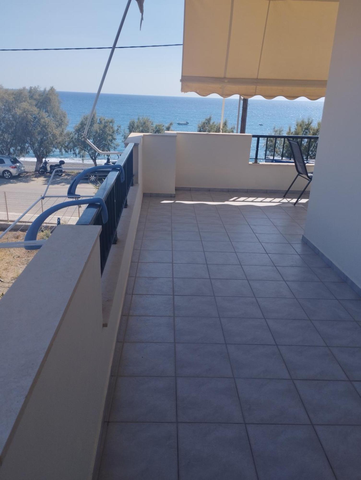 Eirini Apts On The Beach Psari Forada Номер фото